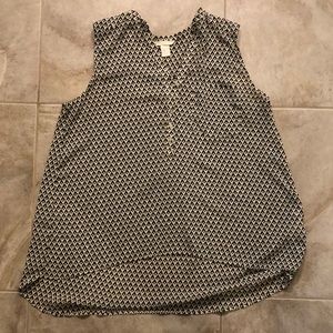 H&M black and white geometric pattern tank top